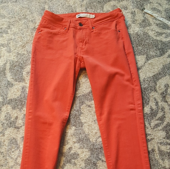 Levi's women's Red Legging - Picture 1 of 4